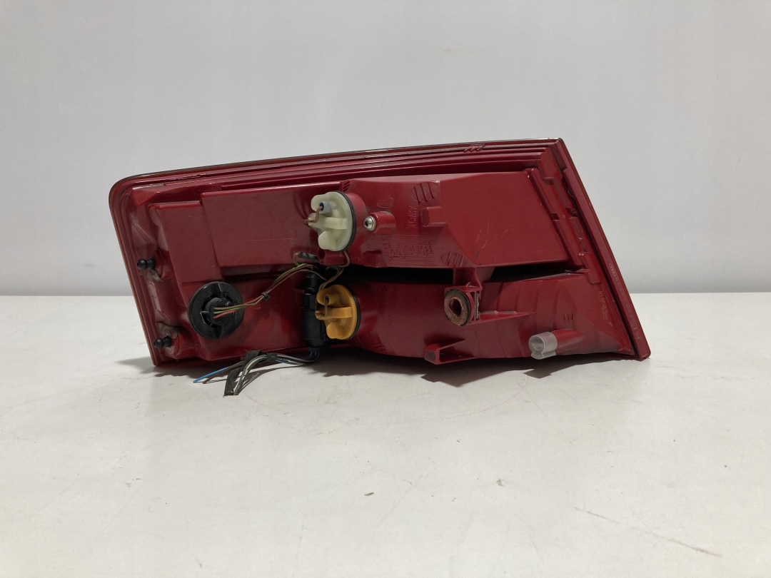 Audi A3 8P Cabrio Lampa Tylna Prawa 8P7945096 2VA00977902 Oryginał UK - zdjęcie 3