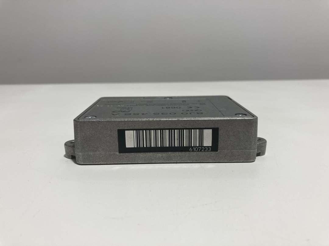 Audi A5 wzmacniacz antenowy sterownik 8J0035456A - zdjęcie 3