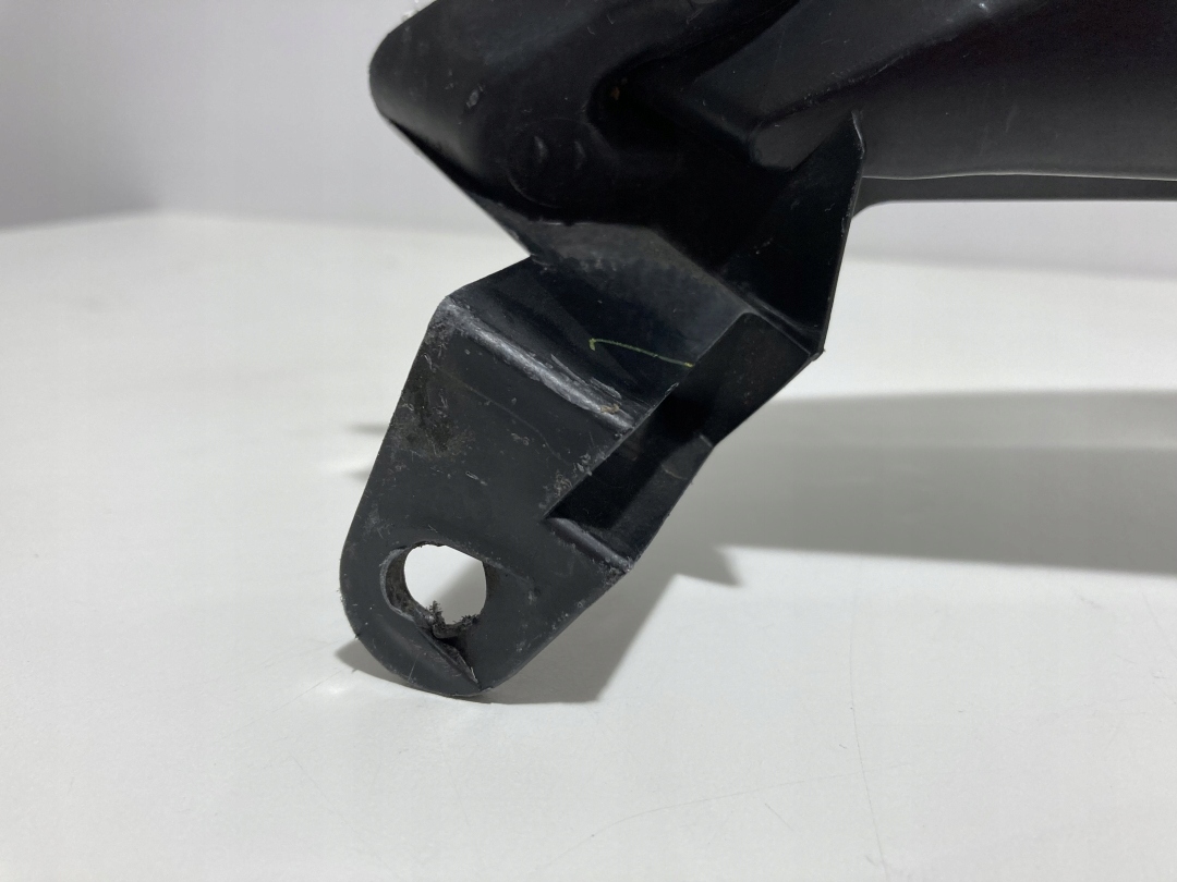 Lampa przednia prawa Nissan Juke FACM0120000UK - zdjęcie 3