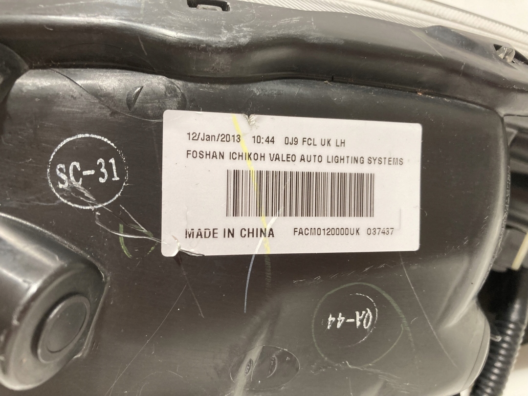 Lampa przednia prawa Nissan Juke FACM0120000UK - zdjęcie 5