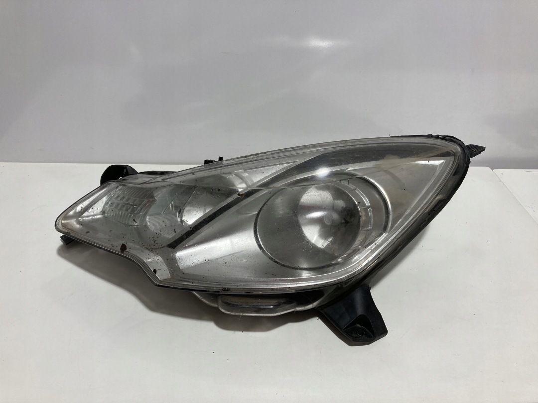 Lampa przednia lewa Citroën halogen 9677038380
