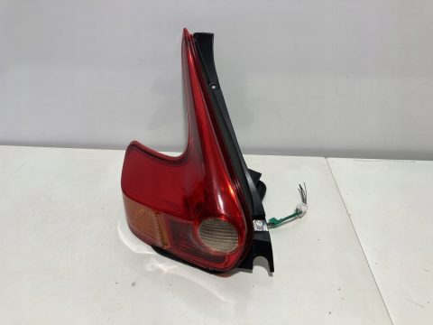 Lampa tylna lewa Nissan Juke
