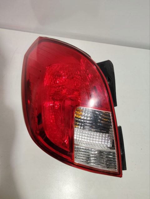 Lampa tylna lewa Opel Antara
