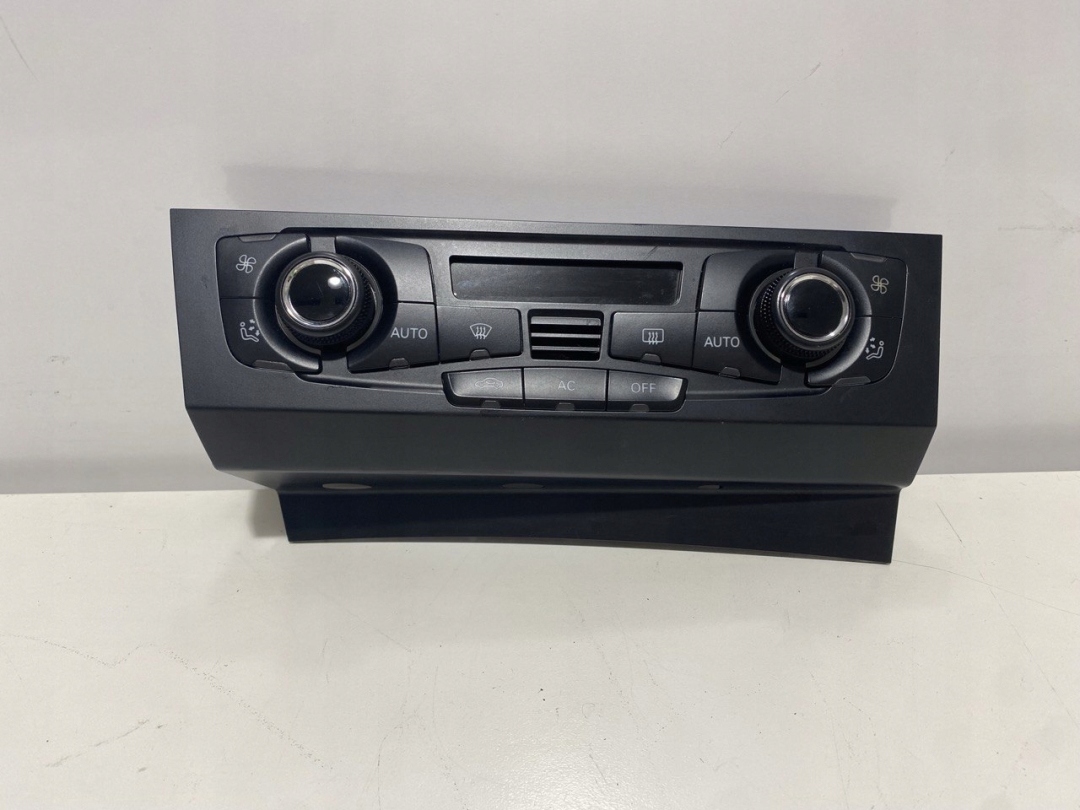 Panel klimatyzacji i nawiewu Audi A4 B8 8T2820043AF
