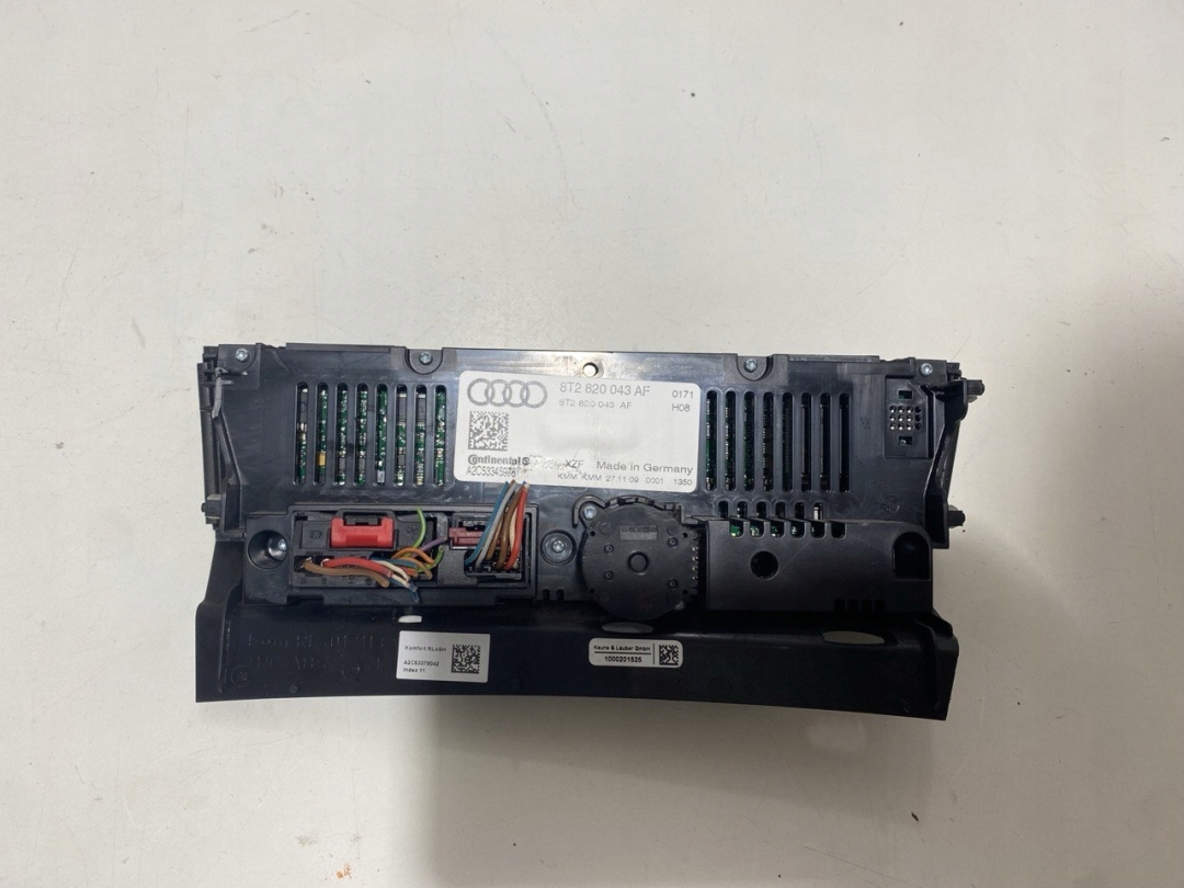 Panel klimatyzacji i nawiewu Audi A4 B8 8T2820043AF - zdjęcie 2