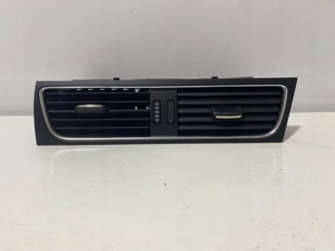 KRATKA NAWIEWU ŚRODKOWA OE 8T2820951B AUDI A4 B8 ANGLIK 09r.