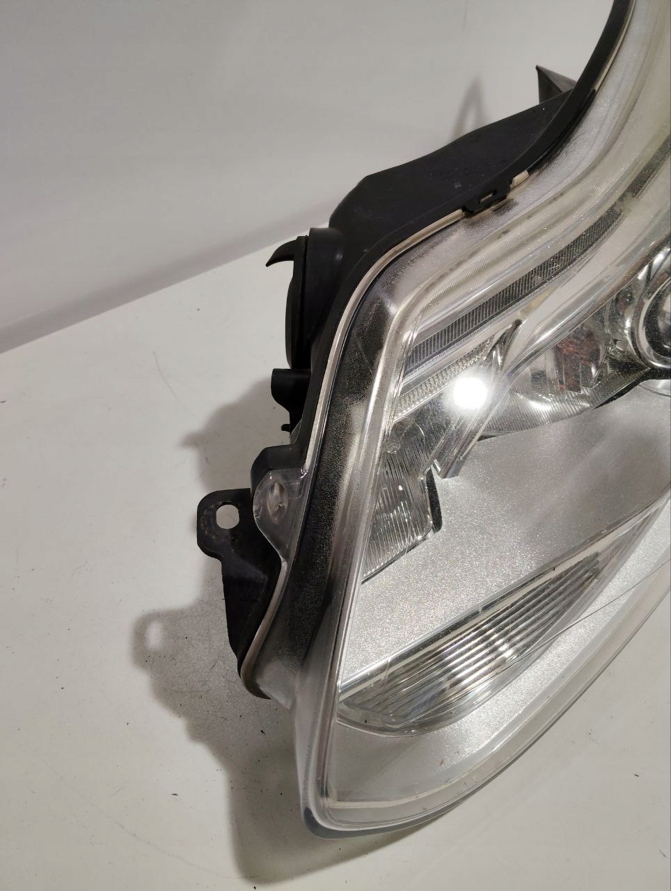 Lampa lewa Ford Focus MK3 11-14 Bi-Xenon, wersja statyczna bez (AFS) - zdjęcie 3