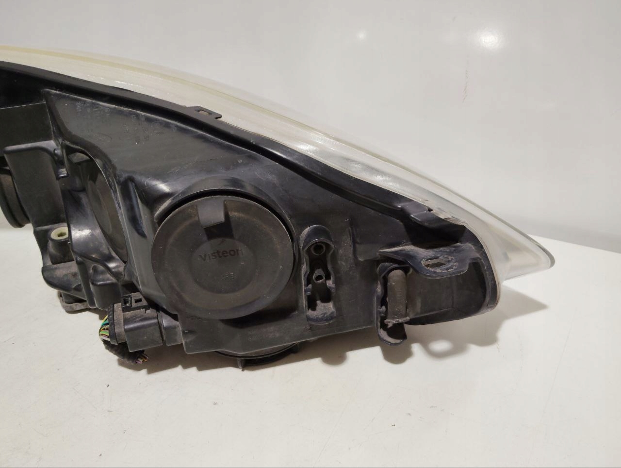 Lampa lewa Ford Focus MK3 11-14 Bi-Xenon, wersja statyczna bez (AFS) - zdjęcie 5