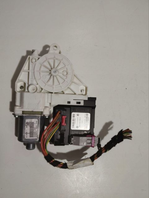 Silnik szyby sterownik przód VW Golf VI 5K0959701J