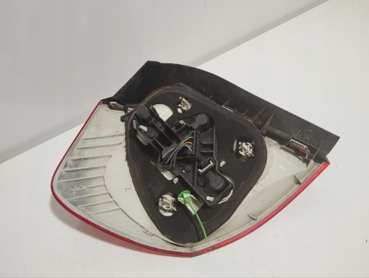 Lampa tylna prawa BMW 1 E87 2007–2011 - zdjęcie 2